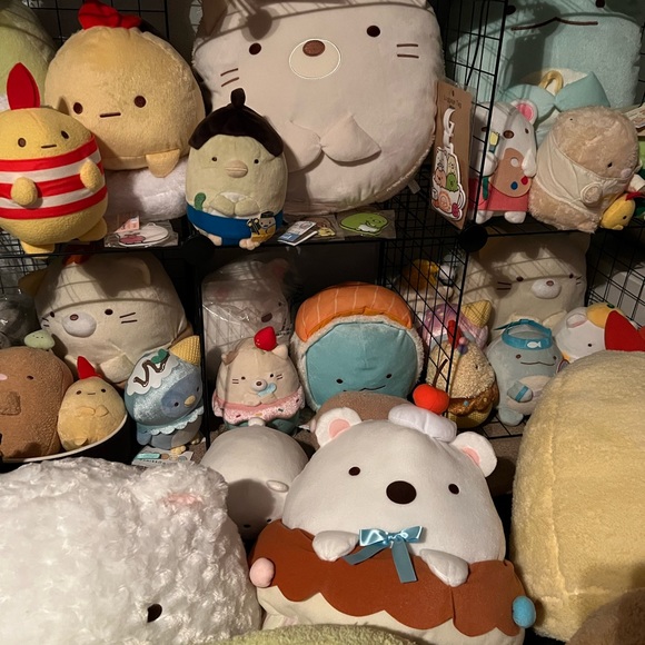 LISTING SOON Sumikko Gurashi - Picture 2 of 6